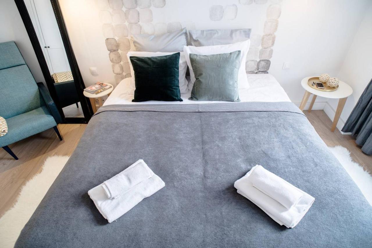 Stunning New Central Home Near Basilica Budapest Bagian luar foto