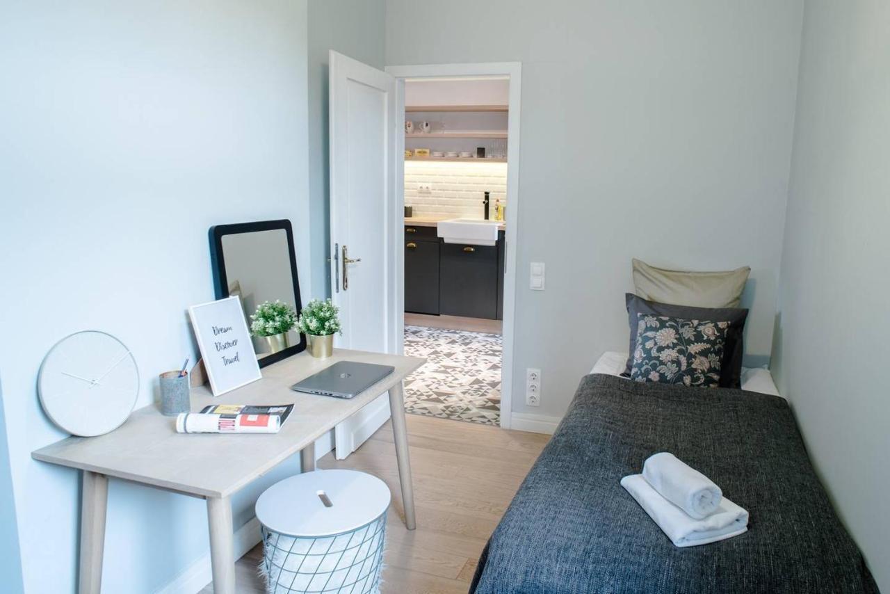 Stunning New Central Home Near Basilica Budapest Bagian luar foto