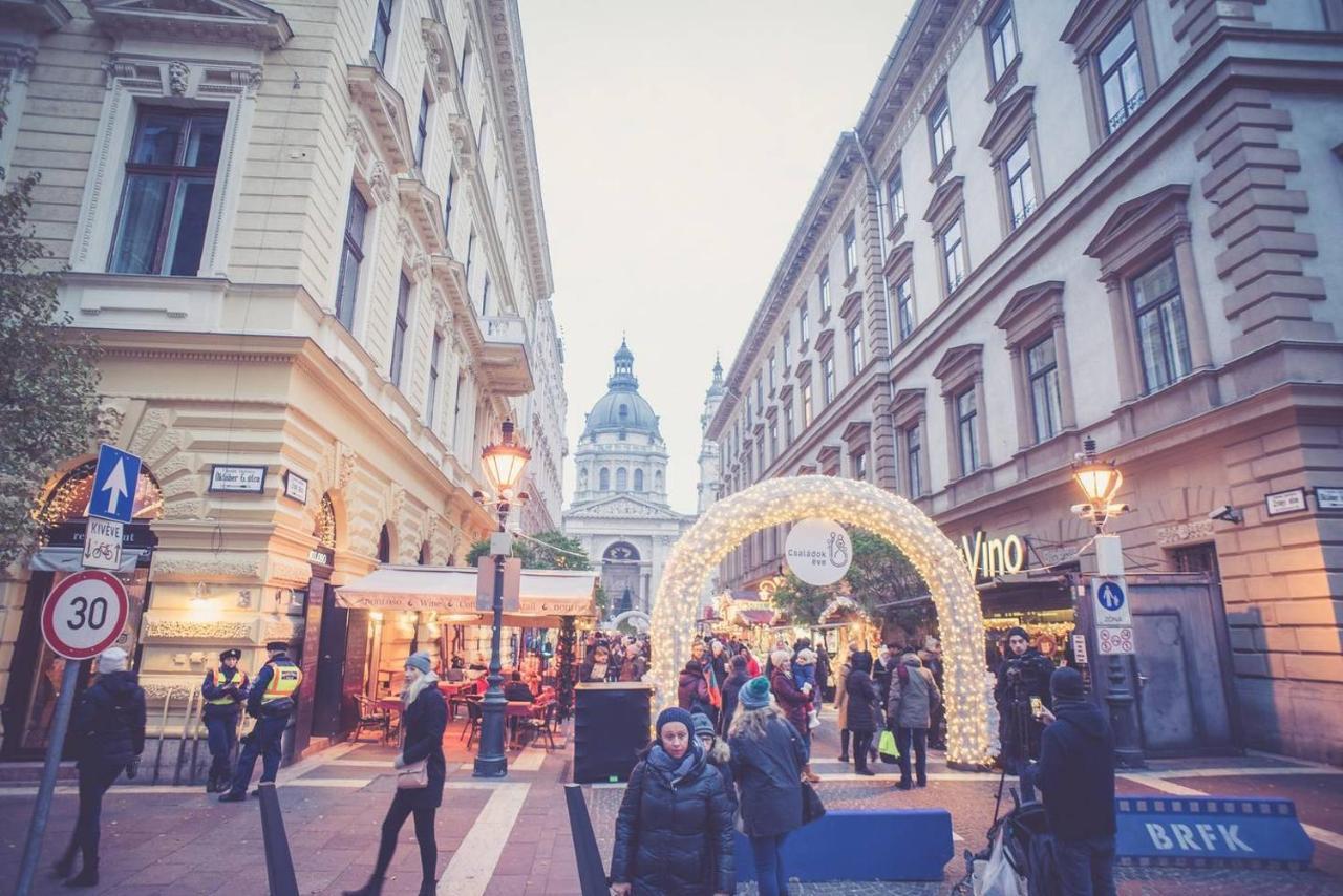 Stunning New Central Home Near Basilica Budapest Bagian luar foto