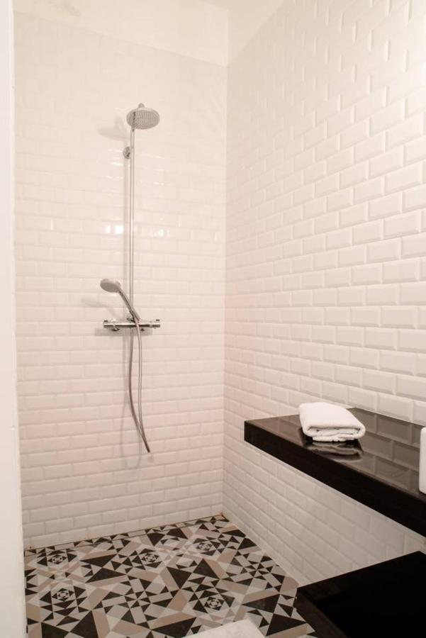 Stunning New Central Home Near Basilica Budapest Bagian luar foto