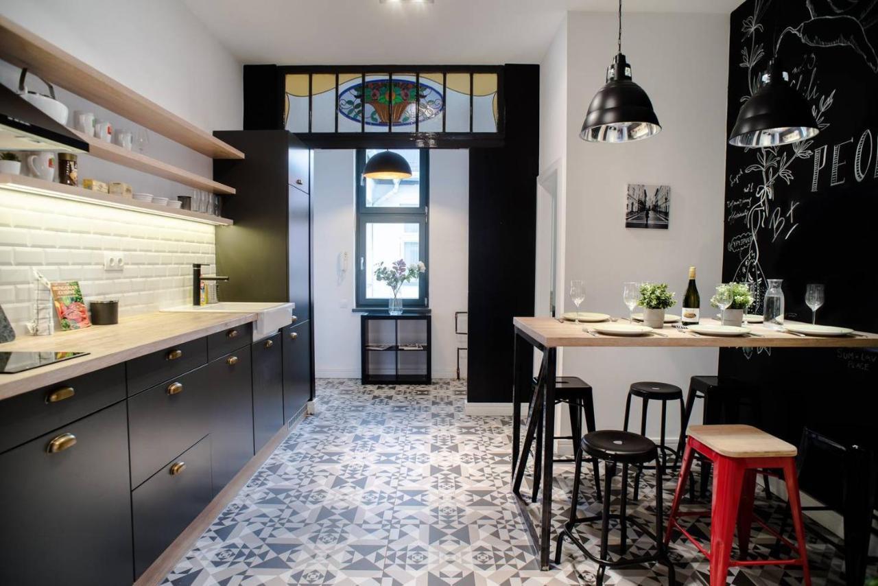 Stunning New Central Home Near Basilica Budapest Bagian luar foto
