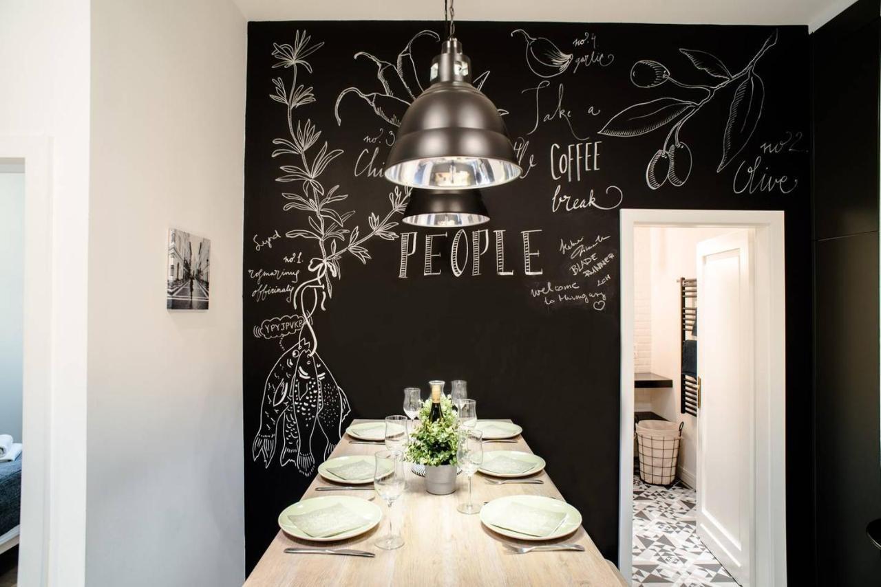 Stunning New Central Home Near Basilica Budapest Bagian luar foto